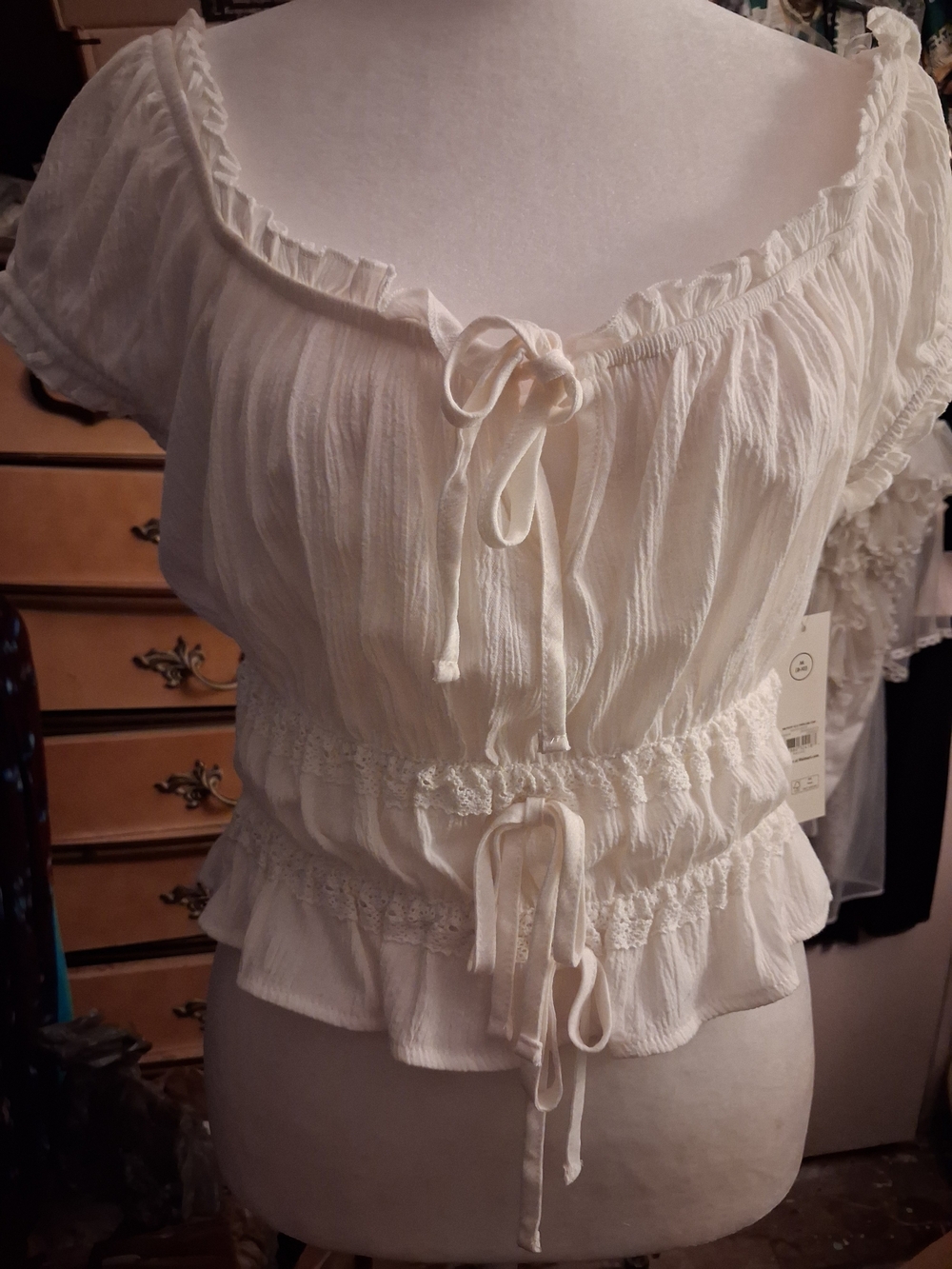 New,Tag, Cream Peasant Crop Tie-Front Top& Elastic Neckline ,Sleeves&Bust& Waist